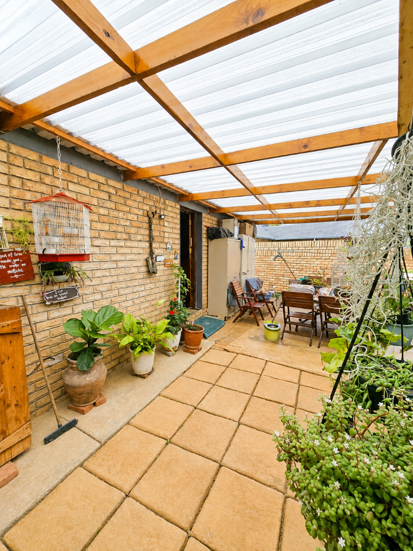 4 Bedroom Property for Sale in Wilkoppies North West